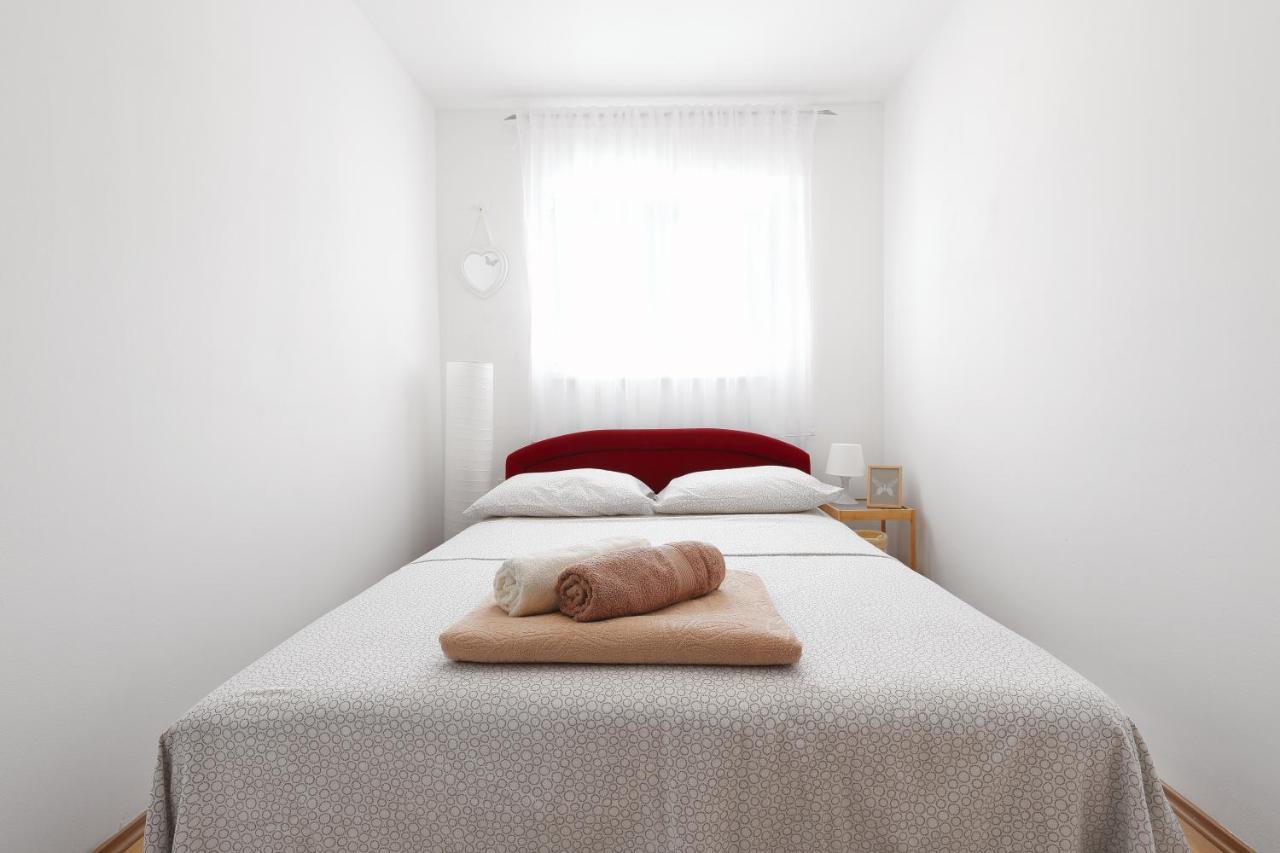 Apartman Don Pag Town Eksteriør bilde